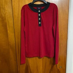Chaps Scarlet and Ebony Button-Up Women Classy Everyday Casual  Top, Size M/P.